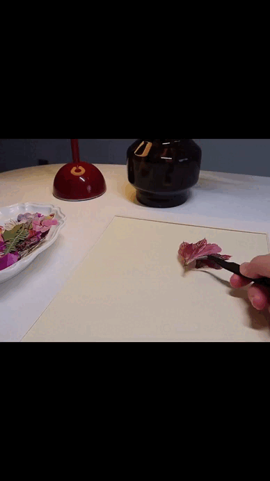 BOUQUET DE FLEURS VIOLETTES