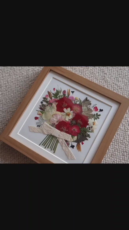 Bouquet de fleurs 8 x 8 - Rouge